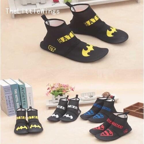 Childrens Beach Shoes Diving Outdoor Wading Breathable Soft Sole Summer Mens slippers Cute womens Swimming Shoes 15 Years Old