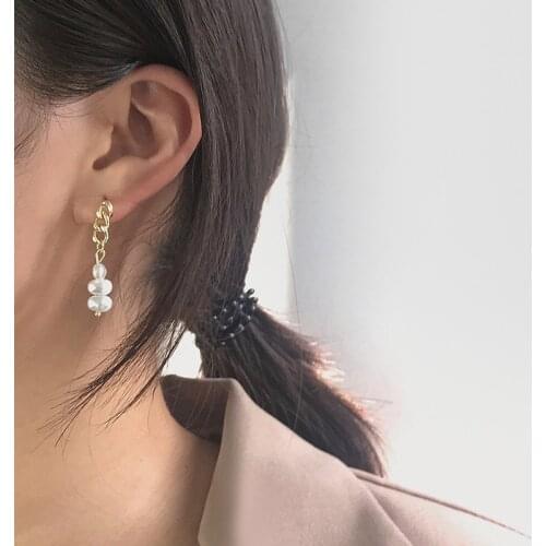 Women Needle Retro Pearl Chain Earrings Fashion Versatile Silver Small Short Ladies Earring