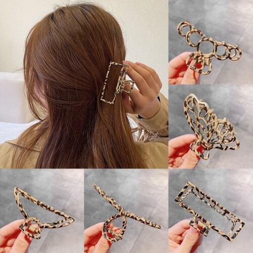 New Leopard Crabs Hair Clips For Women 2021 Fashion Metal Hair Claw Girl Hollow Out Geometric Butterfly Cat Ear Hair Accessories