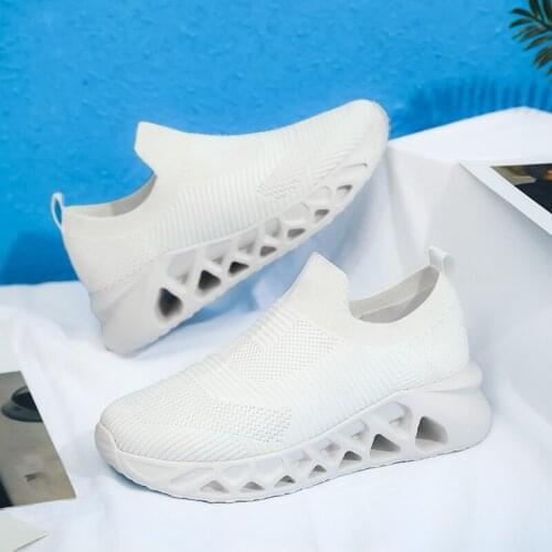 Womens shoes running outdoor leisure sneakers comfortable mesh fly woven breathable non-slip light elastic vulcanized shoes