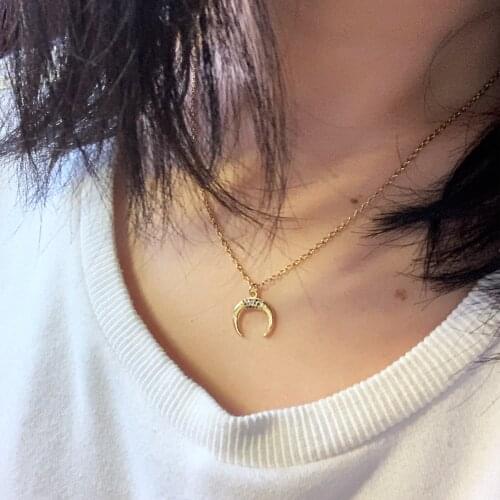 Vintage Gold Color Mirco Pave CZ Horn Moon Shape Pendant Necklace Minimalist Charm Stainless Steel Clavicle Chain Choker Jewelry