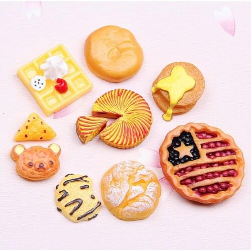 New Arrival Kawaii Food Bread Biscuit Resin Cabochons 10pcs Flatback Ornament Cameo Patch Hair Clip Photo Frame Decoration