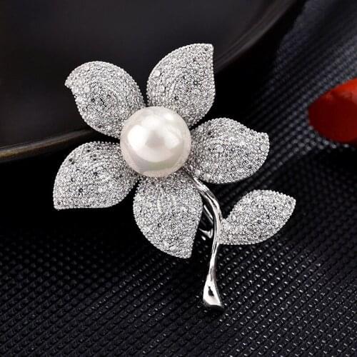 Korea Fashion Wedding Banquet Suit Corsage Jewelry for Women Micro Pave Cubic Zirconia Rose Brooches Pins 2021 Flower Brooch