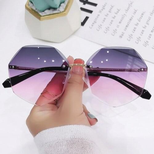 2021 Rimless Polygonal Womens Night Vision Glasses Fashion Trend Hiking Sunglasses Alloy Classic Designer Shades UV400 Eyewear