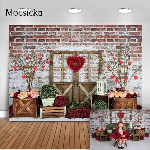 Valentine Retro Door Backdrop Vintage Brick Wall Red Flowers Photo Background Newborn Kids Portrait Photo Shoot for Photographic