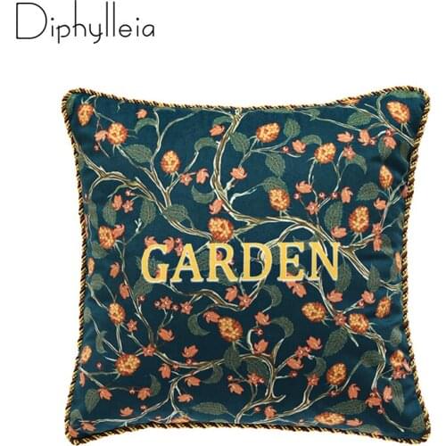 Diphylleia Garden Cushion Cover Vintage Style Floral Print Outdoor Pillow Case Beatutiful Romantic Look Pillow Sham 45x45cm