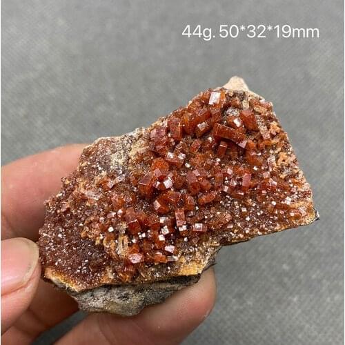 100% Natural Vanadinite mineral specimen quartz crystal specimen Collection Stones and crystals