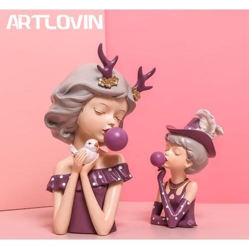Home Decor Sculpture Bubble Gum Girl Statue Stylish Resin Figurines Modern Chic Cabinet Decoration British Elegant Woman Crafts