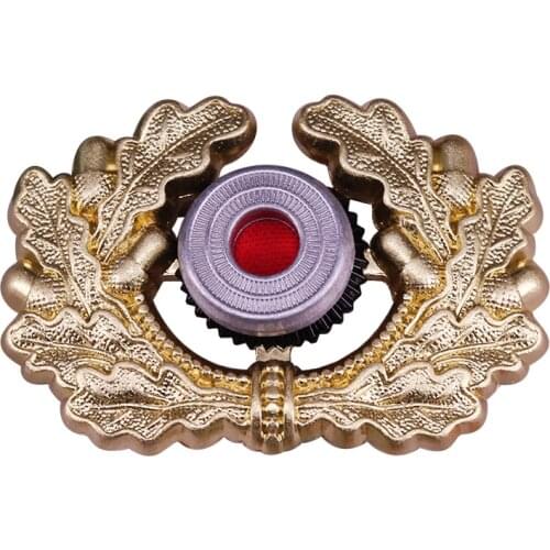 Luftwaffe General visor cap lapel pin wreath and cockade for German pilot