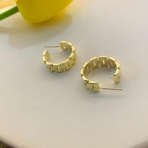 TARCLIY New Strap Chain C-Shaped Open Circle Earring Simple Gold Color Hollow Metal Hoop Earring Women Temperament Party Jewelry