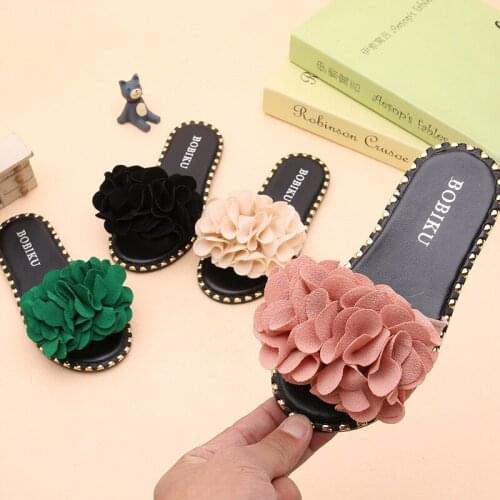 2021 summer new slippers girls children beach sandals drag flowers sweet and soft 26-39