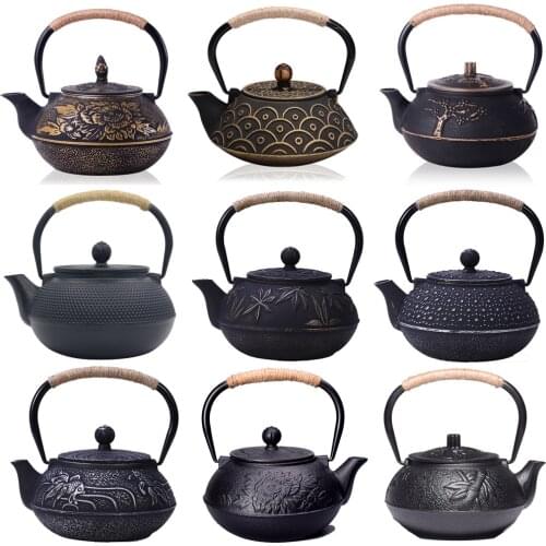 900ML Japanese Cast Iron Teapot With Stainless Steel Infuser Strainer Plum Blossom Cast Iron Tea Kettle For Boiling Water