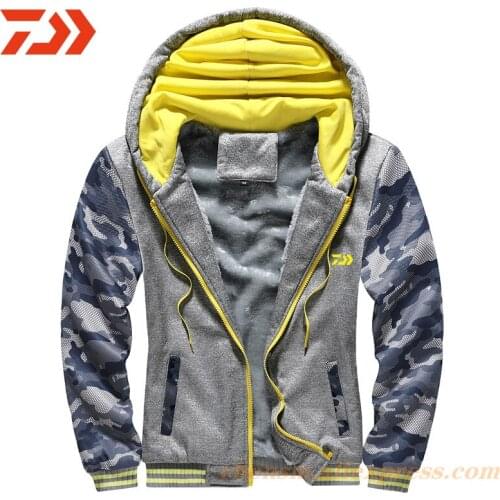 2020 Daiwa Fishing Clothes Hoodies Outdoor Sweatshirt With Cap Loose Fleece Warm Jacket Men Fishing Clothing With Hood