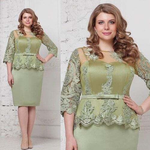 2021 Olive Green Satin Lace Mother Of The Bride Dresses Half Sleeve Knee Length Mother Dress For Wedding Evening Gowns Plus Size