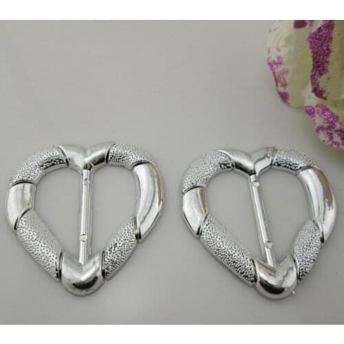 AB111)20 X Heart Acrylic Plastic Dectorative Belt Buckles