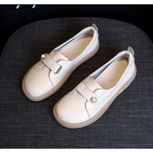 Designer pearl Paste Women Loafers Flats Fashion PU Leather Breathable Sport Casual Shoes Non-slip Hard-wearing White Shoes
