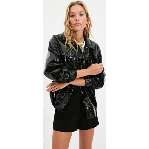 TRENDYOLMİLLA Women's Black Jackets