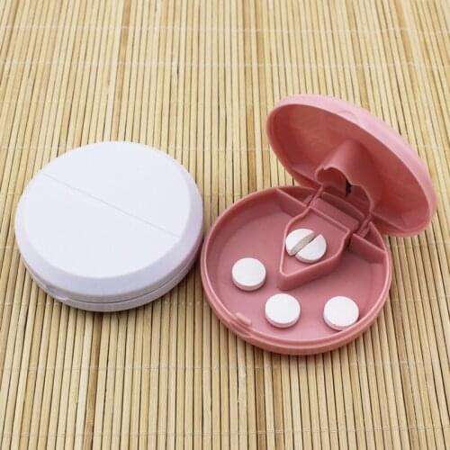 1pcs Portable Mini Smal Pill Cutter Splitter Divide Storage Case Medicine Cut Compartment Box Holder Pill Splitters