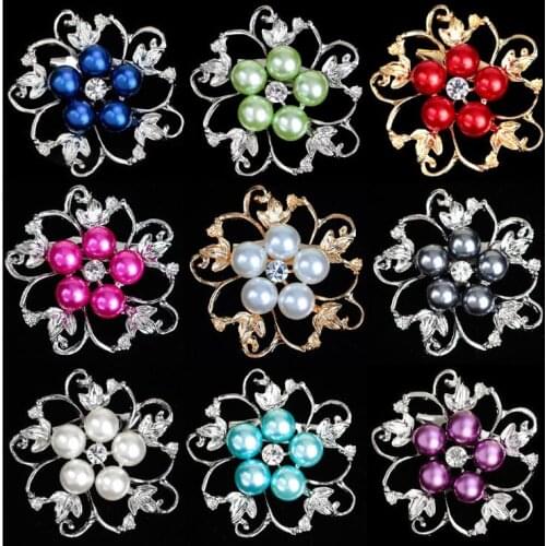9 colors Vintage Style Simulated Pearl Crystal Diamante Party Brooch Pins For Women Classic Unique Flower Broche Brooches