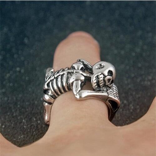 New Retro Skeleton Skull Opening Ring For Men FashionWomen Retro Hip Hop Party Ring Creative Halloween Jewelry Gift Unisex