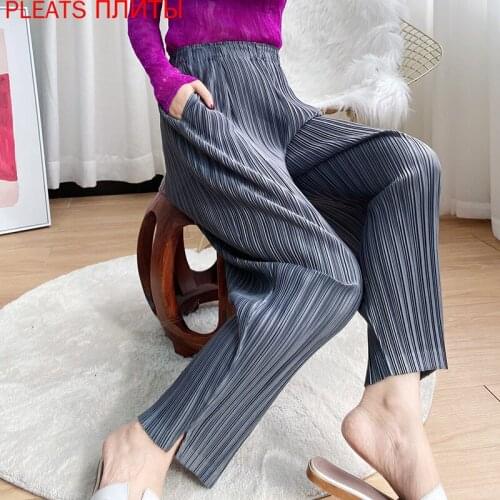 BLUE FOLD Women's Pants