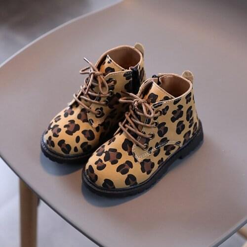 Girls Martin boots 2021 new childrens princess short boots foreign leopard baby leather boots girls boots winter