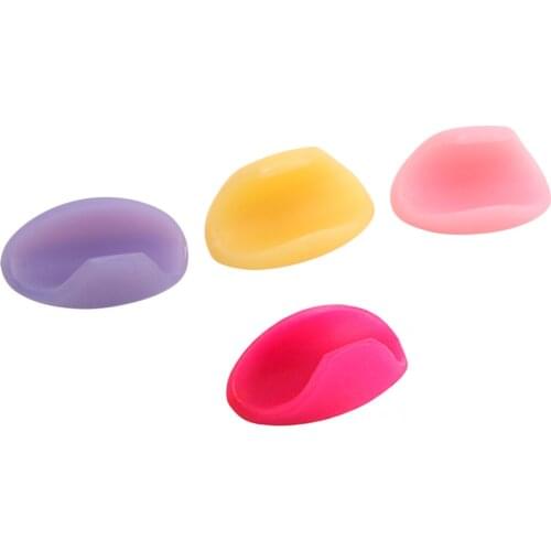 4pcs Flute Thumb Rest Cushion Silicone Finger Cover Flute Wind Instrument Accessories(Random Color Delivery)