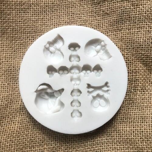 Halloween Skull Cross Chocolate Silicone Mold Fondant Cake Candy Molds Cookies Pastry Biscuits Mould Cake Decoration Tool Baking