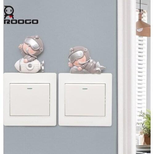 Roogo Switch Sticker Removable Shaped in Vivid Diver for Living Room, Dining Room, Bedroom