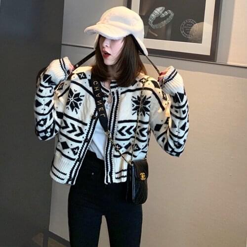 Sweater Womens Turtleneck 2021 Sweet Cardigan Port Flavour Restoring Ancient Brief Paragraph Woman Clothing LXJ2017