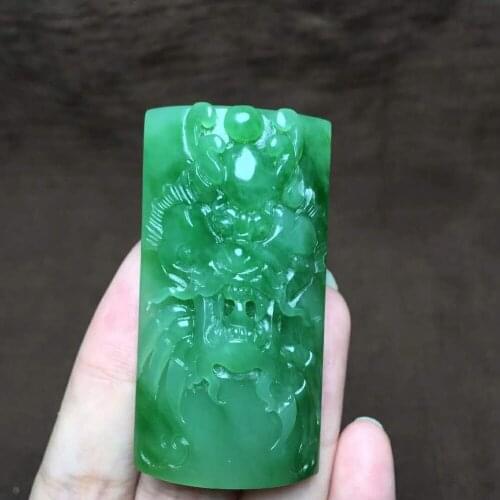 H32#Hetian Yubi Yulong is a world-class pendant with excellent oiliness