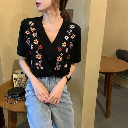 Knitted Cardigan Womens Coat Summer Thin Knitting Jacket V-neck Short Sleeve Single-breasted Embroidery Female Coats Tops K275