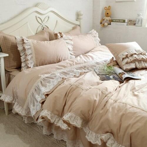 Luxury Embroidery Wedding Bedding Set Lace Ruffle Duvet Cover Elegant Bed Sheet Bedspread Romantic Bedroom Decoration Beddings