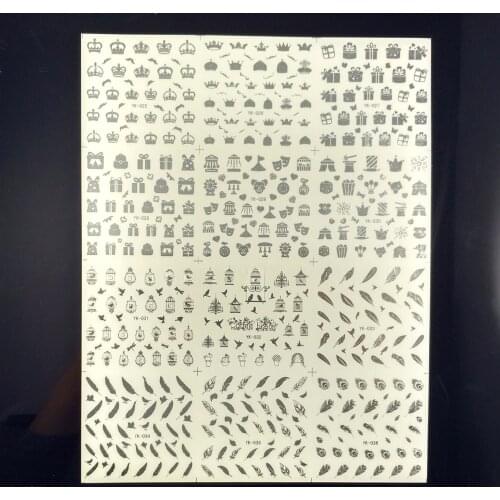 UPRETTEGO 12 PACKS / LOT Gold Silver Water Stickers Metallic Nail Decal Flower Crown Bird Cage Peacock Feather Circus YK025-036