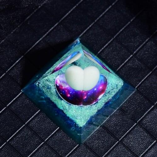 Orgone Pyramid Amethyst Peridot Healing Crystal Energy Generator Blanacing Orgonite Pyramide EMF Protection Meditation Yoga Tool