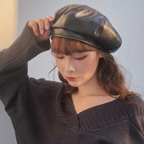 HT2702 Berets Solid Plain PU Leather Hat Female Octagonal Newsboy Cap Ladies Beret Hat Vintage Artist Painter Hat Women Berets