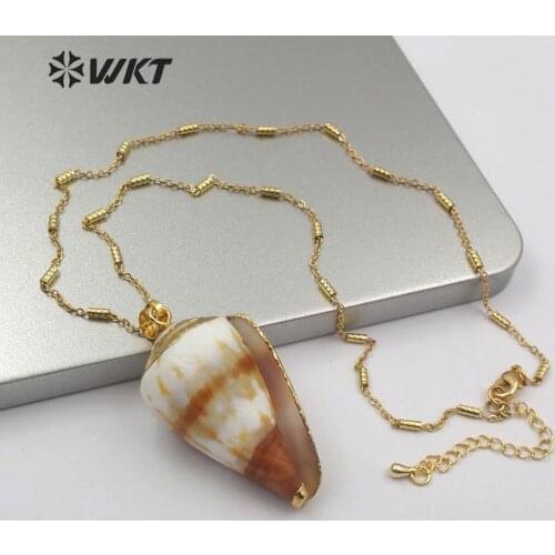 WT-JN092 Big Trumpet Shell Necklace White Brown Color Shell Pendant With 18Inch Gold Necklace Natural Sea Shell Necklace Jewelry