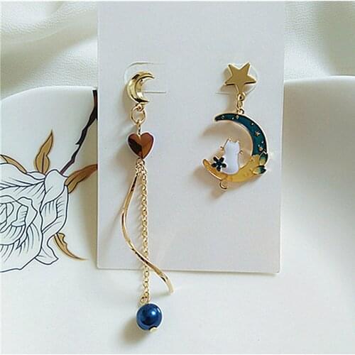 2021 Fashion New Cute Sweet Asymmetric Minimalist Cat Moon Star Metal Gold Ladies Earrings Exquisite Jewelry