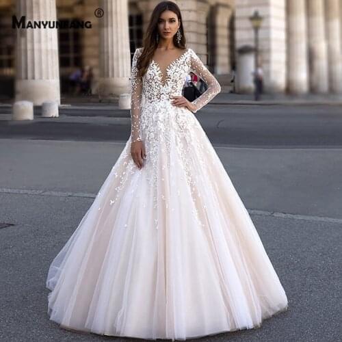 Custom Made Button Back Full Sleeve Bridal Ball Gown 2021 Hot Sale Embroidery Appliques Tulle Illusion O-Neck Wedding Dress