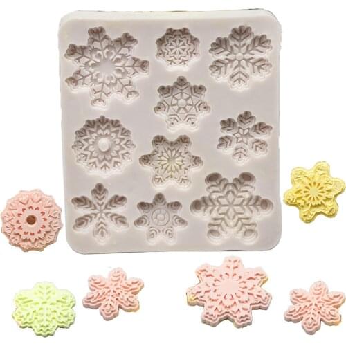 Snowflake Epoxy Silicone Mold Chocolate Candy Mold Christmas DIY Baking Tool Homemade Cake Decorating Tool Kitchen Bakeware