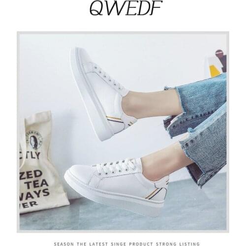 Spring and autumn womens sneakers classic small white shoes 2020 thick bottom increased breathable comfortable sneakers U20-30