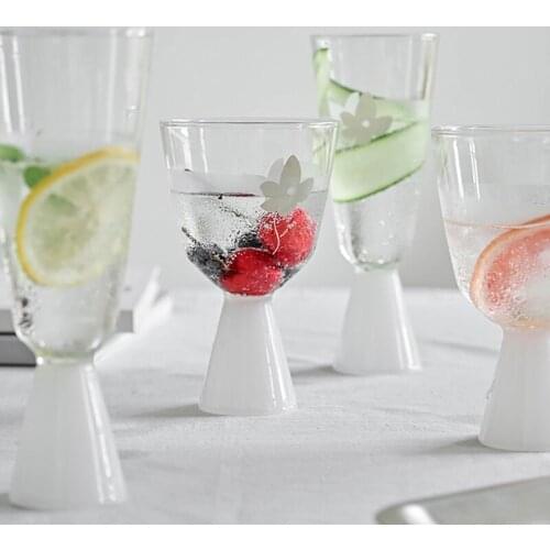 INS Japanese Glass Tea Cup Creative Modern Cups White Flower Handmade Pottery Bowl Small Goblet Coffee Cup Herbaty Teacups