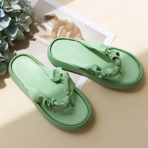 New summer women Flip Flops slippers fashion pleated flat slippers outdoor for ladies