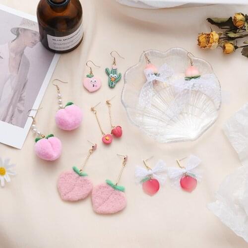 Womens fashion three-dimensional peach earrings Korea pink cute fun fruit earrings girl summer earrings wholesale