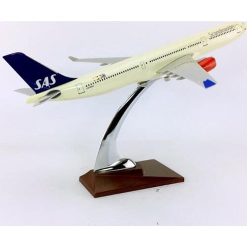 32cm SAS Airbus A330-300 Model Alloy aircraft Scandianavian airlines airplane Toys W base diecast plastic plane gifts for kids