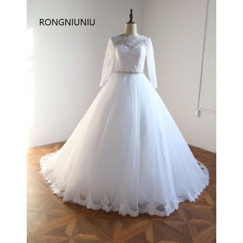 White/Ivory Lace Appliques Tulle A Line Court Train Wedding Dresses Long Sleeveles With Sashes Vintage Wedding Gowns Appliques