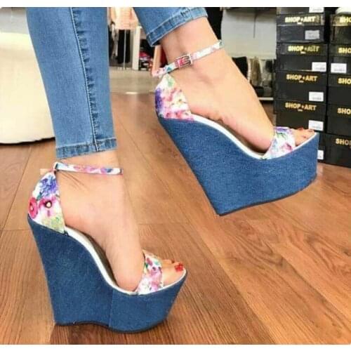 Designer New Denim Sandals Summer Roman Sandals High Quality Wedges High Heels Peep-Toe Platform Shoes Woman