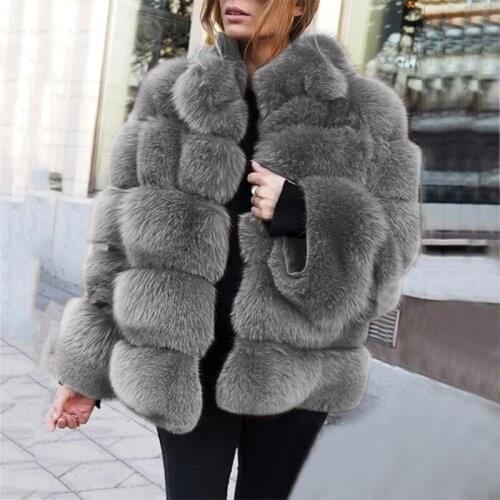 Liva girl New Winter Faux Fox Fur Coats Women Plus Size Thick Jacket Casual Stand Collar Casual Outwear Fake Fur Warm Overcoat