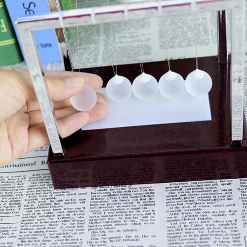 Newtons Cradle LED Light Up Kinetic Energy Home Office Colorful Pendulum Newton Decor Science Luminous Home Desktop Ball To N1X4