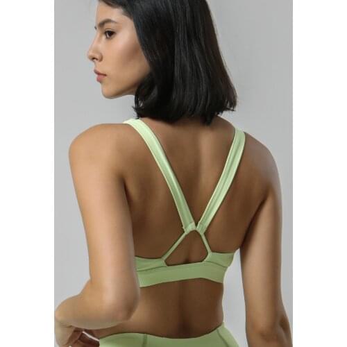 Ribbed High Elastic Push Up Sports Bra Top Women Breathable Yoga Gym Athletic Tops Bra Backless Padded Plain Fitness Underwear